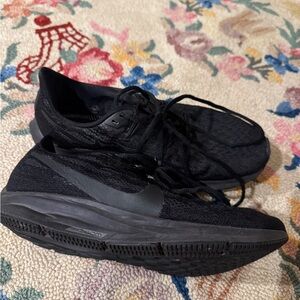 Black Nike Zoom Athletic Running Shoes